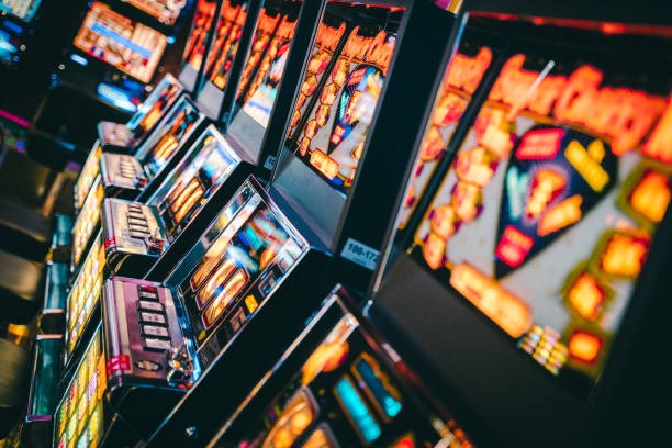 Mobile user playing live dealer at rtp ns2121